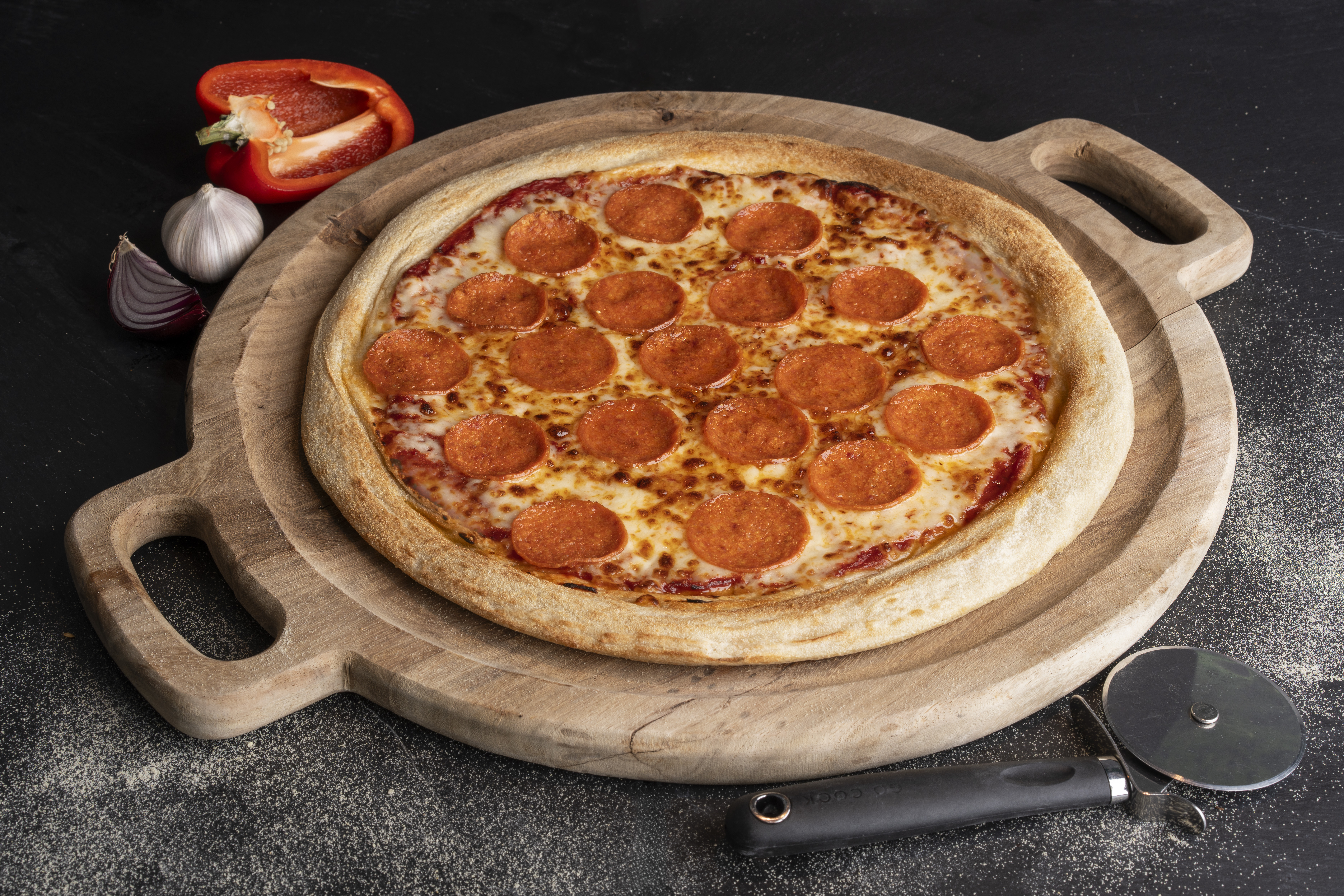 4186 Habibi Halal Pepperoni Chicken Beef Pizza 1